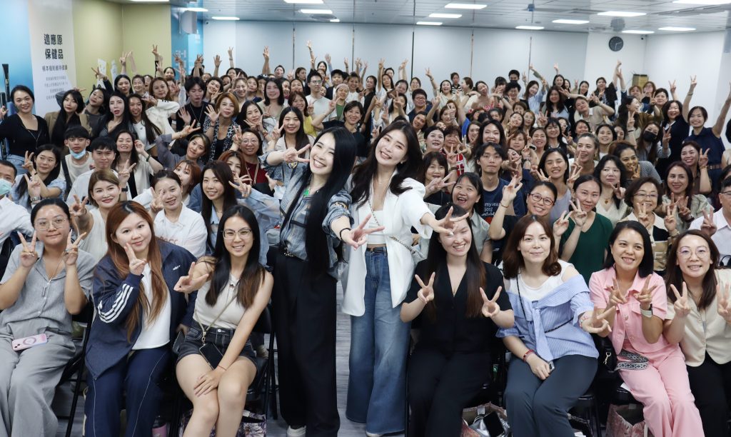 %E4%BA%8B%E6%A5%AD%E5%95%86%E6%8B%9B%E5%95%86%E6%9C%83%E7%8D%B2%E5%BE%97%E7%86%B1%E7%83%88%E5%9B%9E%E9%9F%BF2 1 1024x612 1