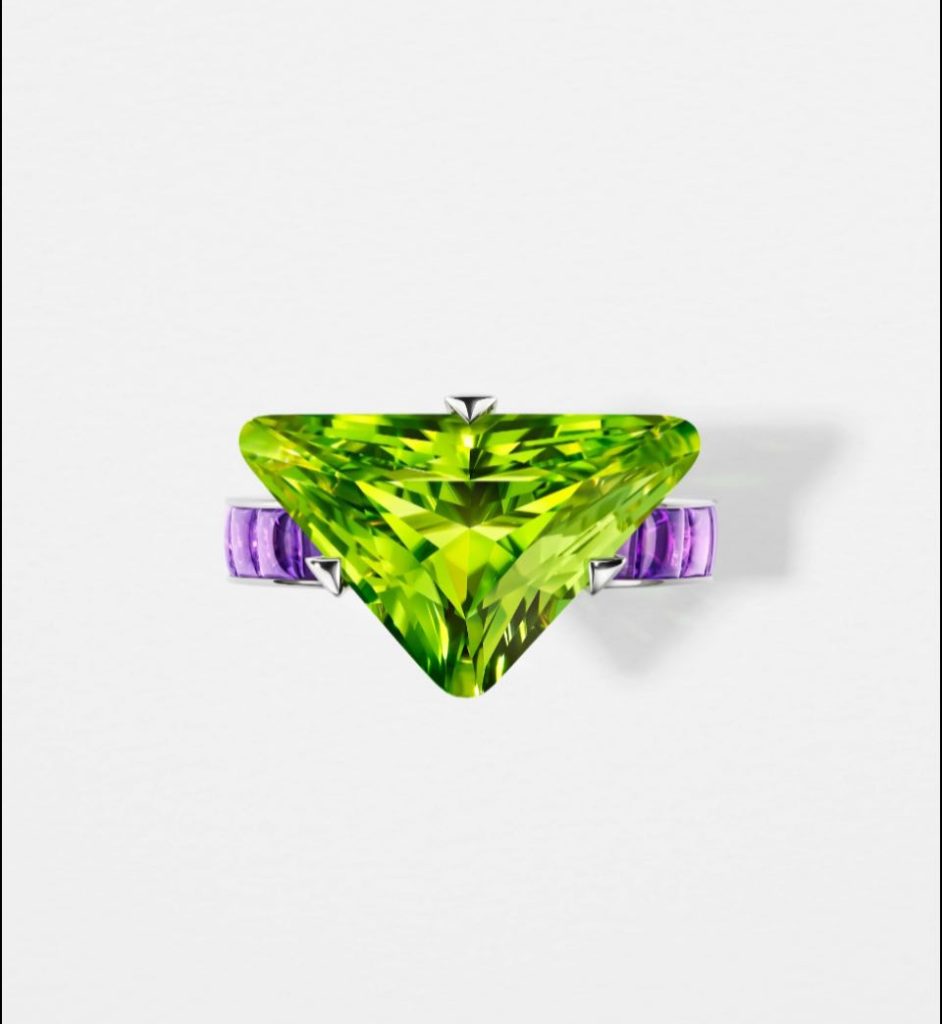 2025prada%E4%B8%89%E8%A7%92%E7%BF%92%E9%A1%8C00003 942x1024 1