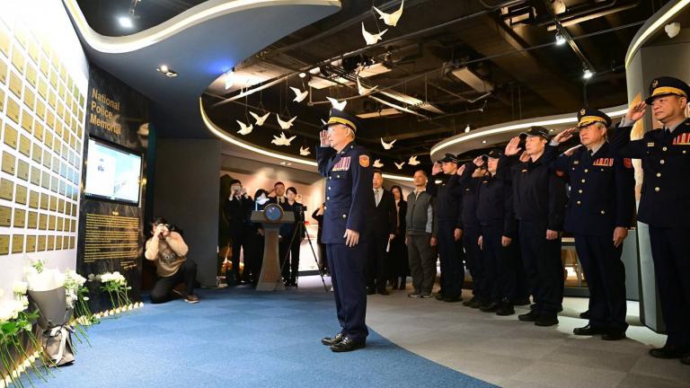 警署首將殉職員警英勇事蹟宣付警史 永存誌念 4 20241226134707 18cbdf79
