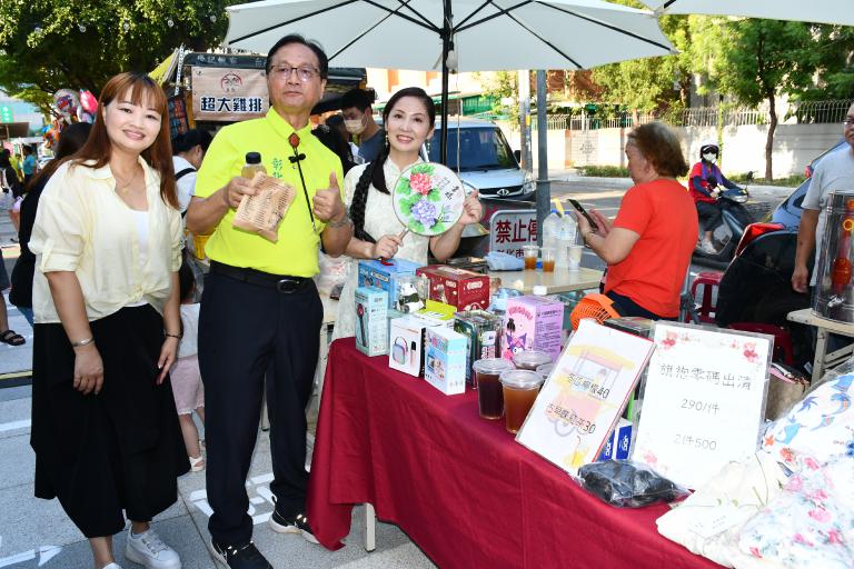 彰化新生活市集登場 頒發新住民子女拔尖獎學金 6 20250914010112 d8df8d95