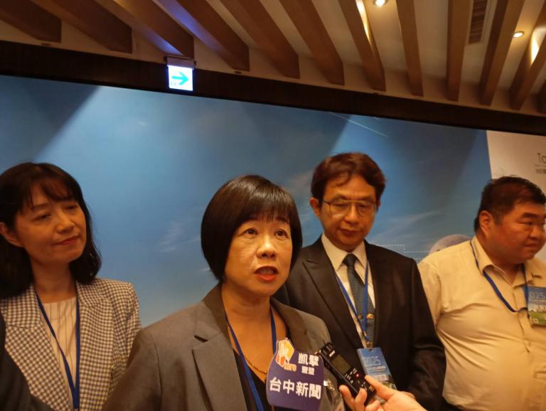 「AI×ESG高峰會」台中登場 與會各界菁英研討碳足跡為台灣找出路走向聯合國 10 20250512180916 7d080ac5