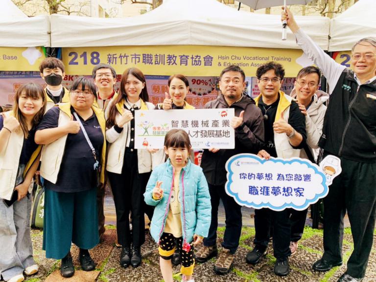 勞動部「智慧機械專才基地」 新竹職訓助人才轉型攻佔高薪製造職缺 11 20250423175032 7551751d 1