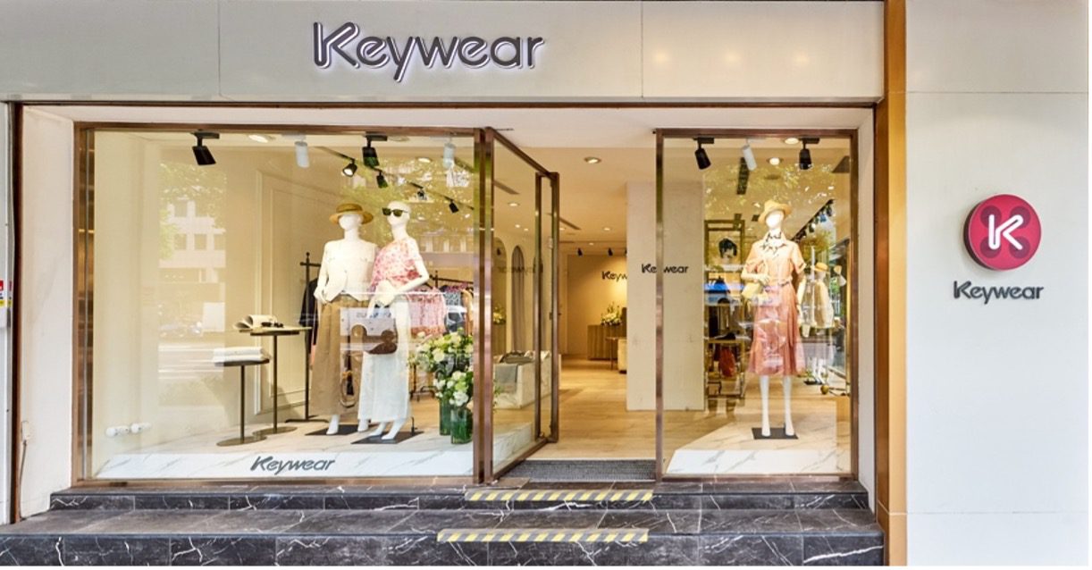 Key Wear奇威名品走過48年 跨界布局展現多元經營實力 19 %E5%A5%87%E5%A8%81%E5%90%8D%E5%93%81%E5%BA%97%E8%A3%9D%E7%85%A7