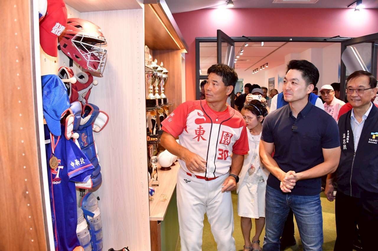 蔣萬安出席東園國小捷運共構大樓啟用 打造優質學習環境 15 9337e635 fe3d 40cc b12b deff8f231213