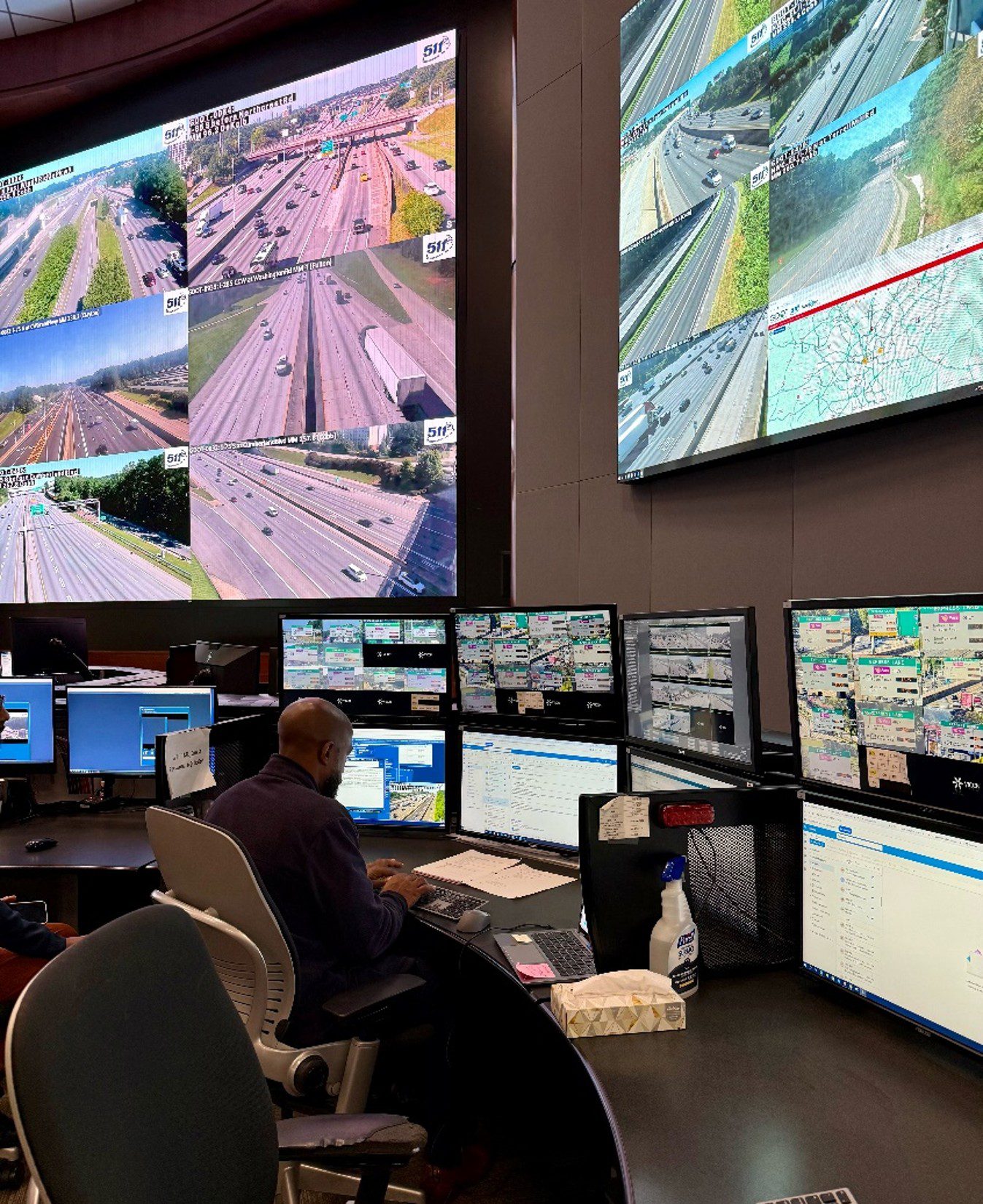 %E5%96%AC%E6%B2%BB%E4%BA%9E%E5%B7%9E%E4%BA%A4%E9%80%9A%E5%B1%80%E4%BA%A4%E9%80%9A%E7%AE%A1%E7%90%86%E4%B8%AD%E5%BF%83