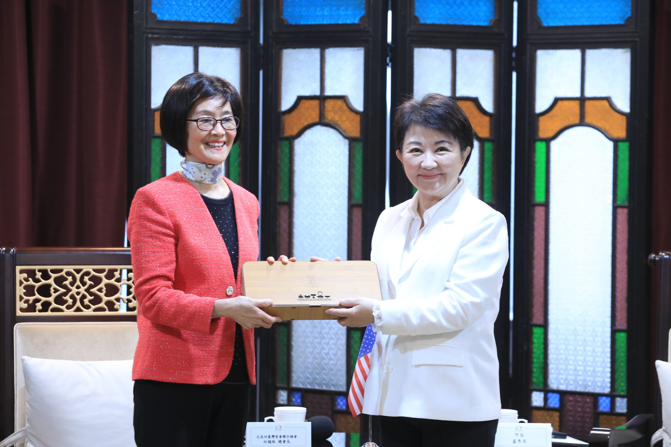 %E7%9B%A7%E5%B8%82%E9%95%B7%E8%87%B4%E8%B4%88%E7%99%BD%E7%B8%BD%E6%9C%83%E9%95%B7%E5%8F%B0%E4%B8%AD%E6%A2%A8%E5%B1%B1%E8%8C%B6