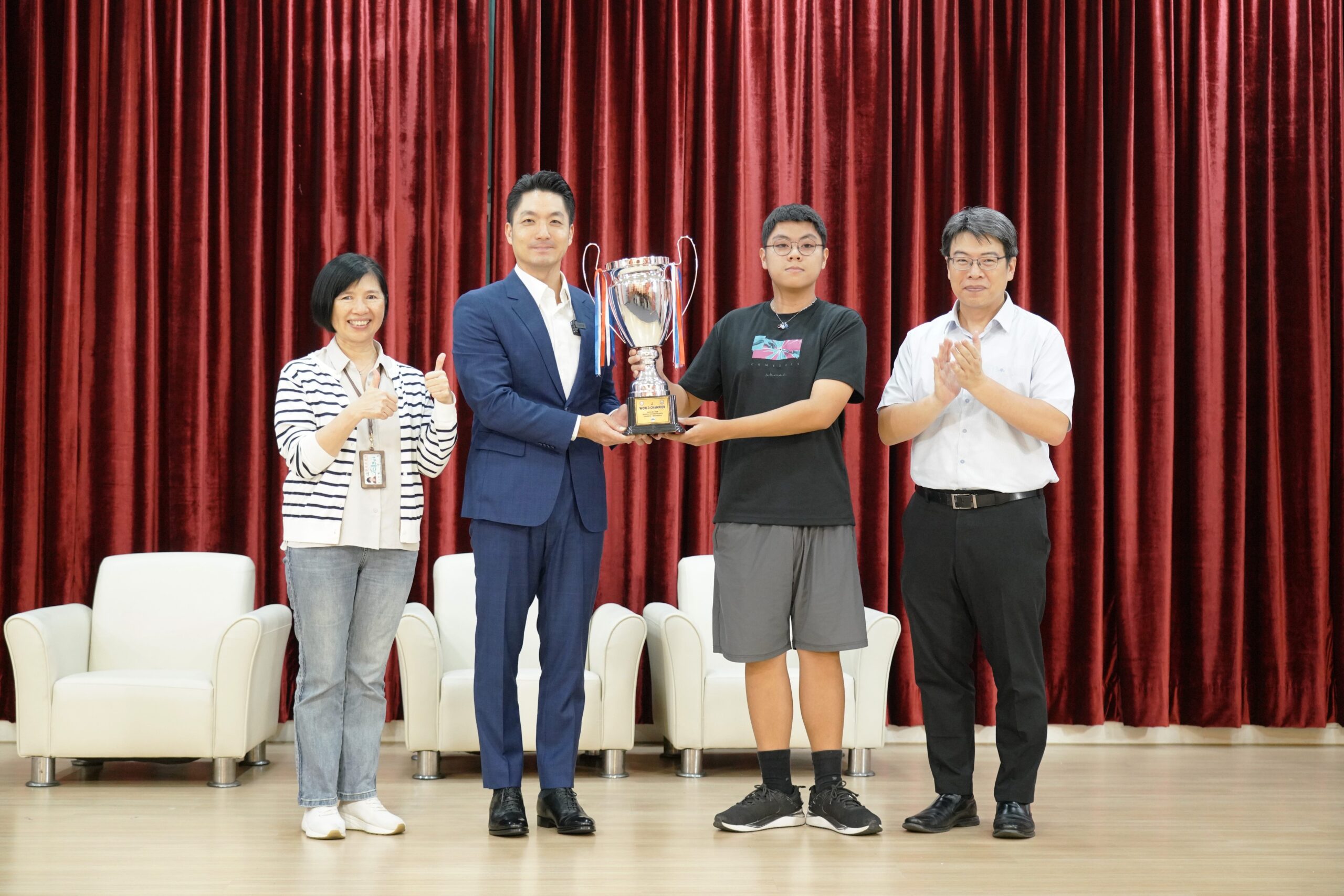 6b48daec 5cca 4ff3 b31f 929c7adb3c22