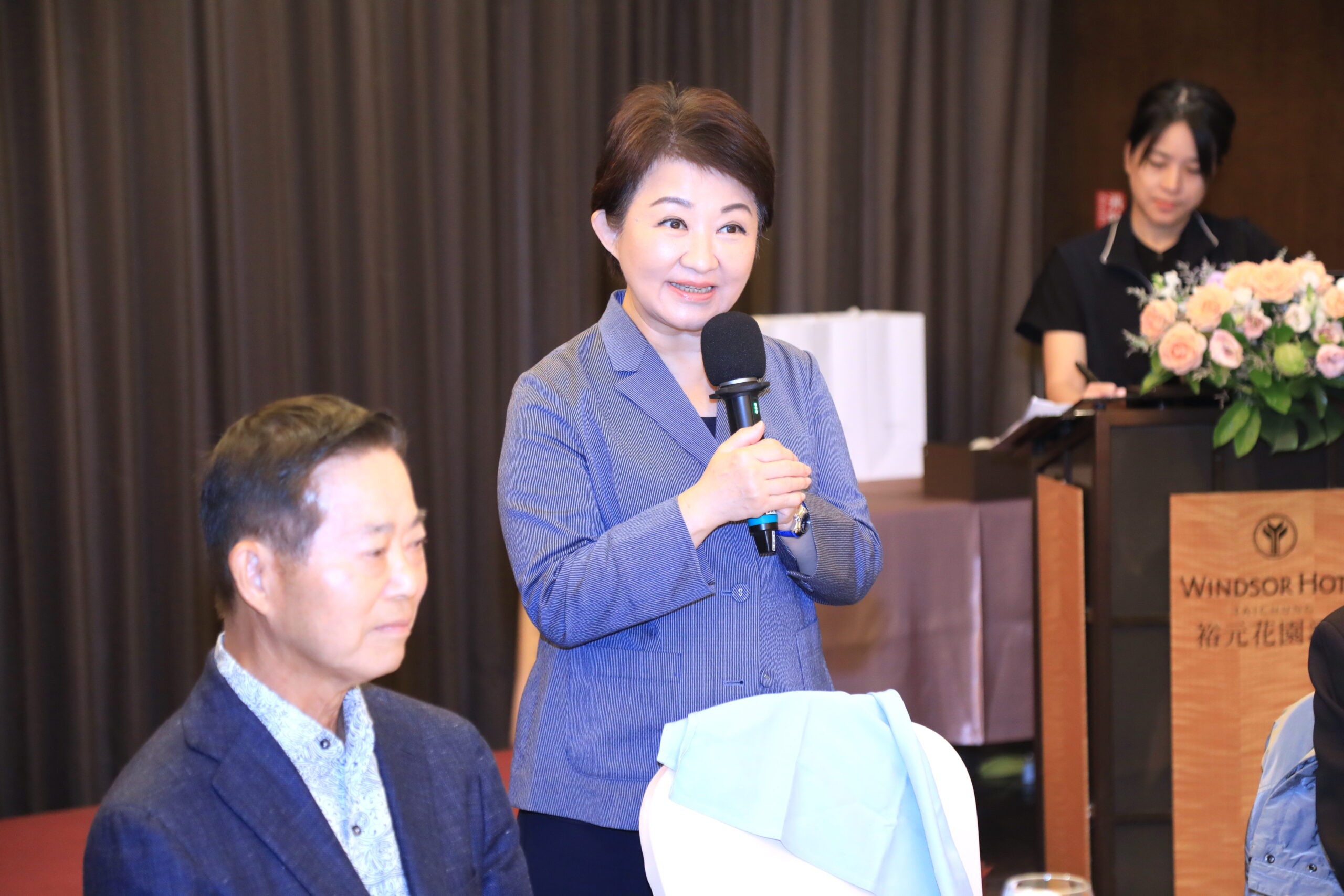 %E7%9B%A7%E5%B8%82%E9%95%B7%E6%AD%A1%E8%BF%8E%E5%83%91%E8%83%9E %E7%9B%BC%E6%88%90%E7%82%BA%E5%8F%B0%E4%B8%AD%E5%A0%85%E5%AE%9A%E5%A4%A5%E4%BC%B4 0 scaled 2