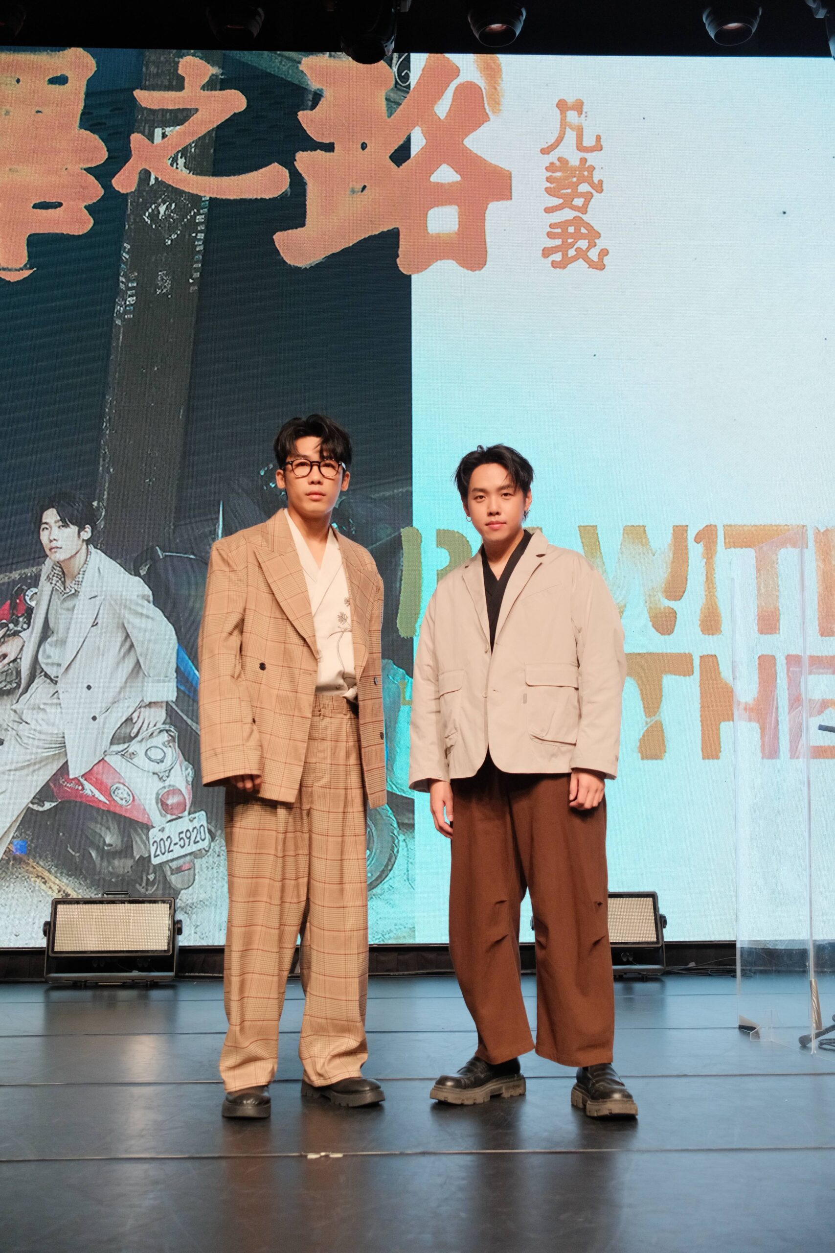 01 Theseus%E5%BF%92%E4%BF%AE%E6%96%AF%E5%8D%81%E9%80%B1%E5%B9%B4%E6%BC%94%E5%94%B1%E6%9C%83 %E5%9C%8B%E8%AA%9E %E5%8F%B0%E8%AA%9E%E7%B6%93%E5%85%B8%E6%AD%8C%E6%9B%B2%E9%BD%8A%E7%99%BC %E5%8F%B0%E8%AA%9E%E4%BF%97%E8%AB%BA%E8%A1%A8%E9%81%94%E5%8D%81%E5%B9%B4%E5%BF%83%E8%81%B2 %E6%84%9F%E5%8B%95%E8%AC%9D%E6%AD%8C%E8%BF%B7 %E8%AC%9D%E5%9C%98%E9%9A%8A %E8%AC%9D%E5%BD%BC%E6%AD%A4 scaled 1