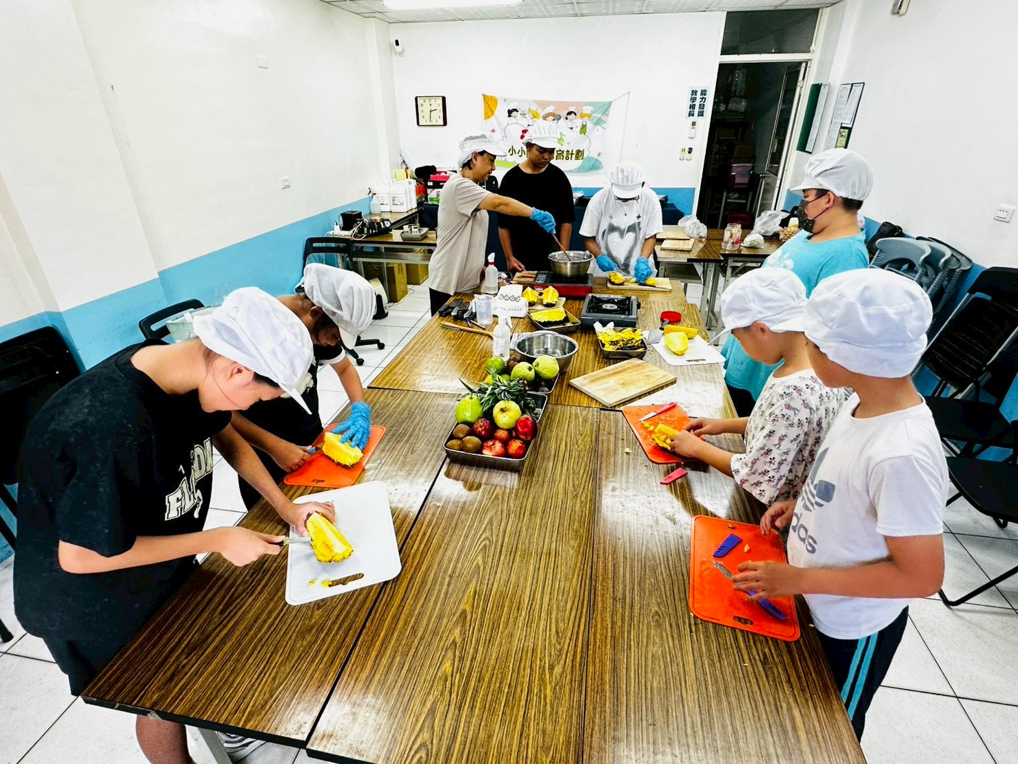 %E5%8F%B0%E7%81%A3%E6%84%9B%E5%B8%8C%E6%9C%9B%E5%85%92%E7%AB%A5%E9%97%9C%E6%87%B7%E7%99%BC%E5%B1%95%E5%8D%94%E6%9C%8320250913%E7%AC%AC%E5%9B%9B%E5%B1%86 %E6%84%9B%E6%83%9C%E9%A3%9F%E5%B0%8F%E5%B0%8F%E5%BB%9A%E7%A5%9E%E5%9F%B9%E8%82%B2%E8%A8%88%E5%8A%83%E6%96%97%E5%85%AD%E7%8F%AD%E4%B8%8A%E8%AA%B2%E6%83%85%E5%BD%A2%E9%A0%82%E6%96%B0%E5%92%8C%E5%BE%B7%E5%9F%BA%E9%87%91%E6%9C%83%E6%8F%90%E4%BE%9B