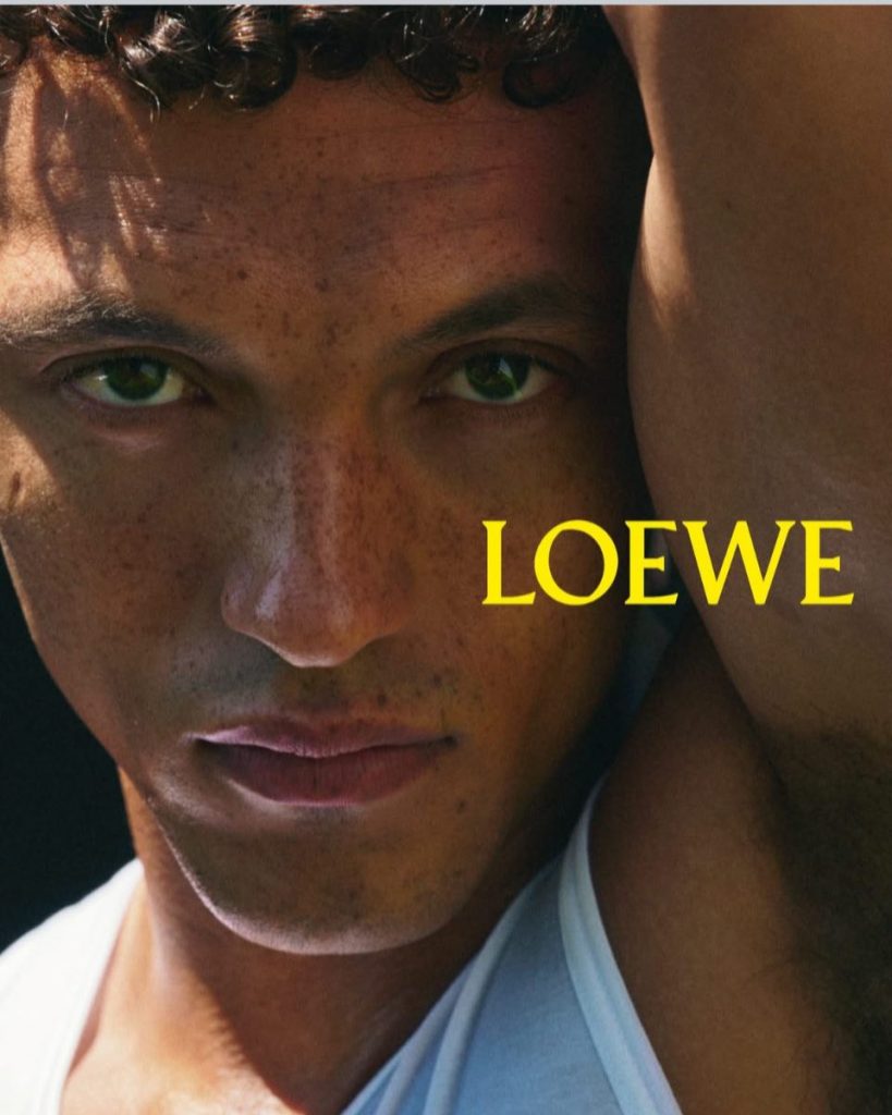 LOEWE 2026 春夏廣告00005 - 報新聞 Mega News LOEWE 2026 %E6%98%A5%E5%A4%8F%E5%BB%A3%E5%91%8A00005 819x1024 1