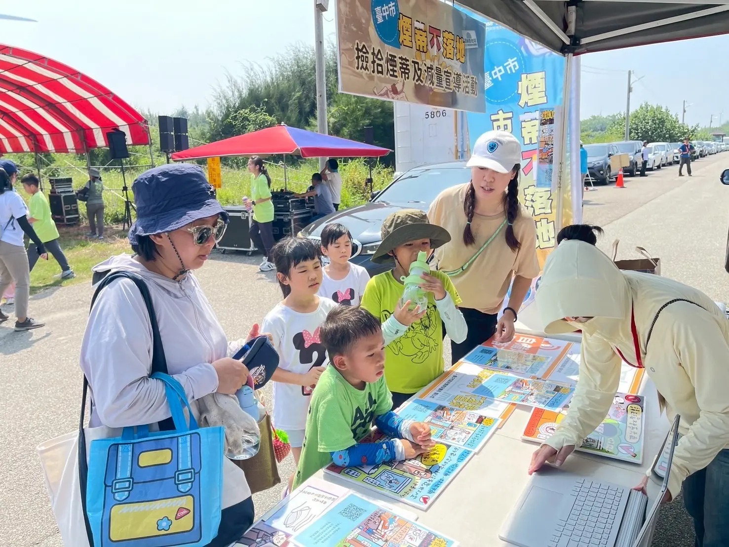 近千人響應淨灘 中市環保局推動「煙蒂不落地 減塑好生活」 5 %E6%AC%A3%E8%B3%9E%E7%85%99%E8%92%82%E6%B8%9B%E9%87%8F%E5%AE%A3%E5%B0%8E%E5%BD%B1%E7%89%87