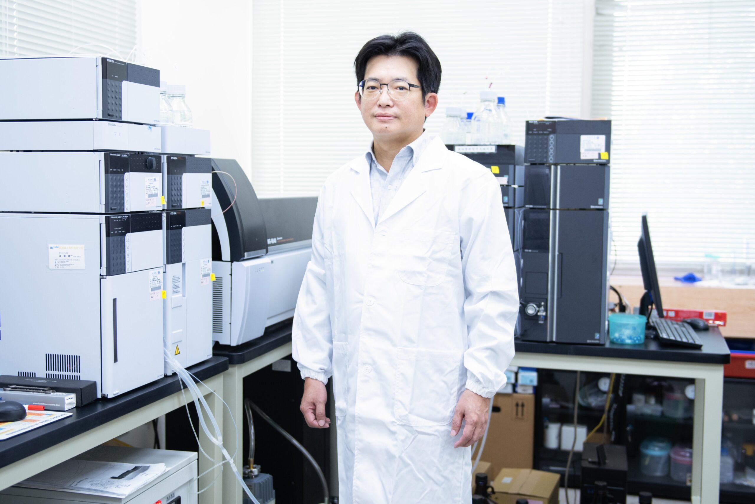 02 %E5%BC%B5%E9%9B%8D%E6%95%99%E6%8E%88%E6%A6%AE%E7%99%BB2024%E5%B9%B4%E5%BA%A6%E7%A7%91%E5%AD%B8%E5%BD%B1%E9%9F%BF%E5%8A%9B%E6%8E%92%E8%A1%8C%E6%A6%9C%E5%85%A8%E5%9C%8B%E7%AC%AC4%E6%84%9F%E8%AC%9D%E4%B8%AD%E5%8E%9F%E5%84%AA%E8%B3%AA%E7%A0%94%E7%99%BC%E7%92%B0%E5%A2%83 scaled