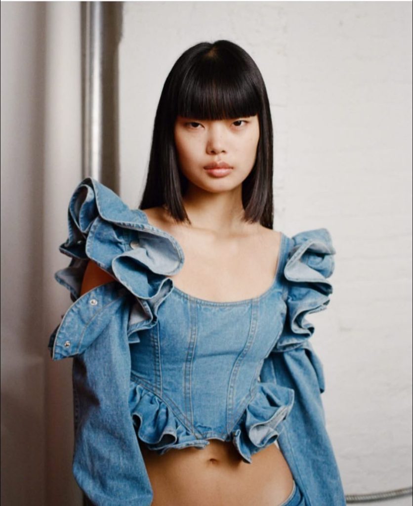 Aknvas SS2600007 836x1024 1