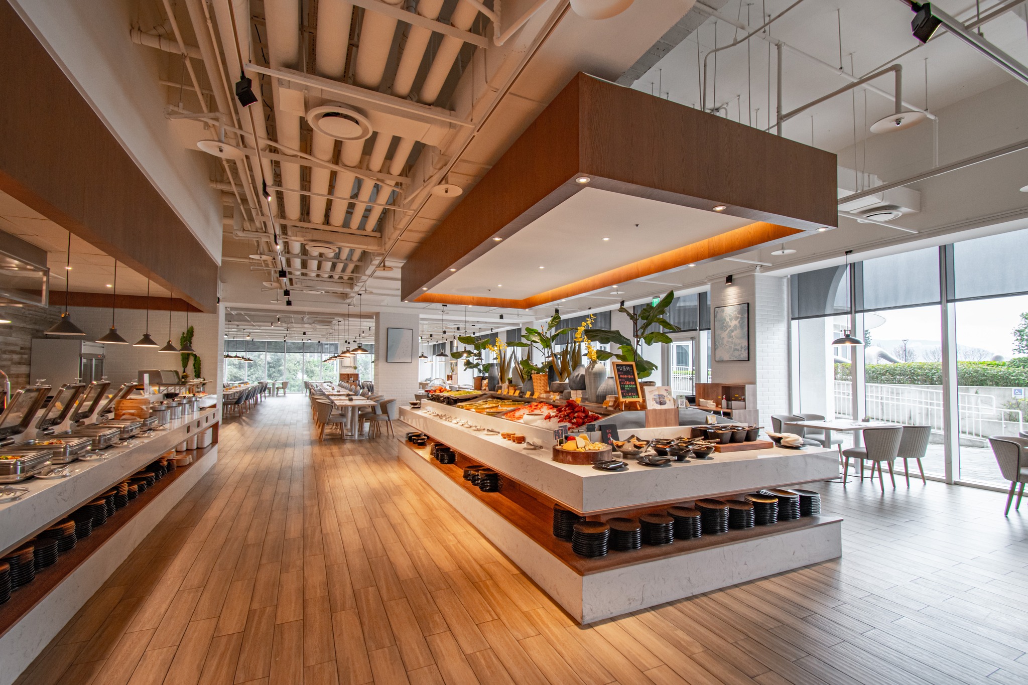 %E5%9C%96%E4%BA%8C%E6%B2%B3%E7%95%94%E9%A4%90%E5%BB%B3%E5%9D%90%E8%90%BD%E6%96%BC%E9%85%92%E5%BA%97%E4%B8%80%E6%A8%93%E7%92%B0%E5%A2%83%E5%AF%AC%E6%95%9E%E6%98%8E%E4%BA%AE%E5%A4%A7%E7%89%87%E8%90%BD%E5%9C%B0%E7%AA%97%E5%A4%96%E7%B6%A0%E6%84%8F%E7%9B%8E%E7%84%B6%E5%B1%95%E7%8F%BE%E6%B7%A1%E6%B0%B4%E6%82%A0%E9%96%92%E6%B0%9B%E5%9C%8D%E5%9C%96 %E5%B0%87%E6%8D%B7%E9%87%91%E9%AC%B1%E9%87%91%E9%A6%99%E9%85%92%E5%BA%97%E6%8F%90%E4%BE%9B