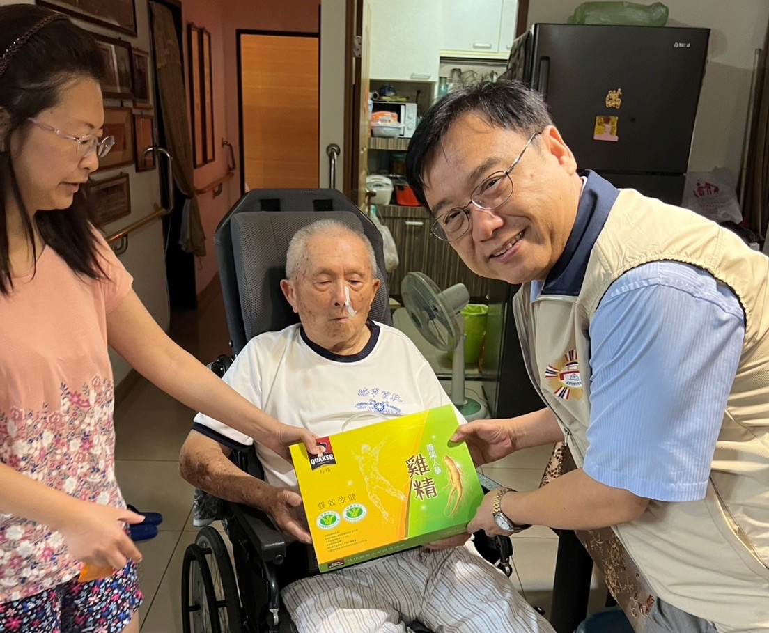 中秋佳節前夕 高雄市榮服處暖心慰問榮民 2 IMG 6167