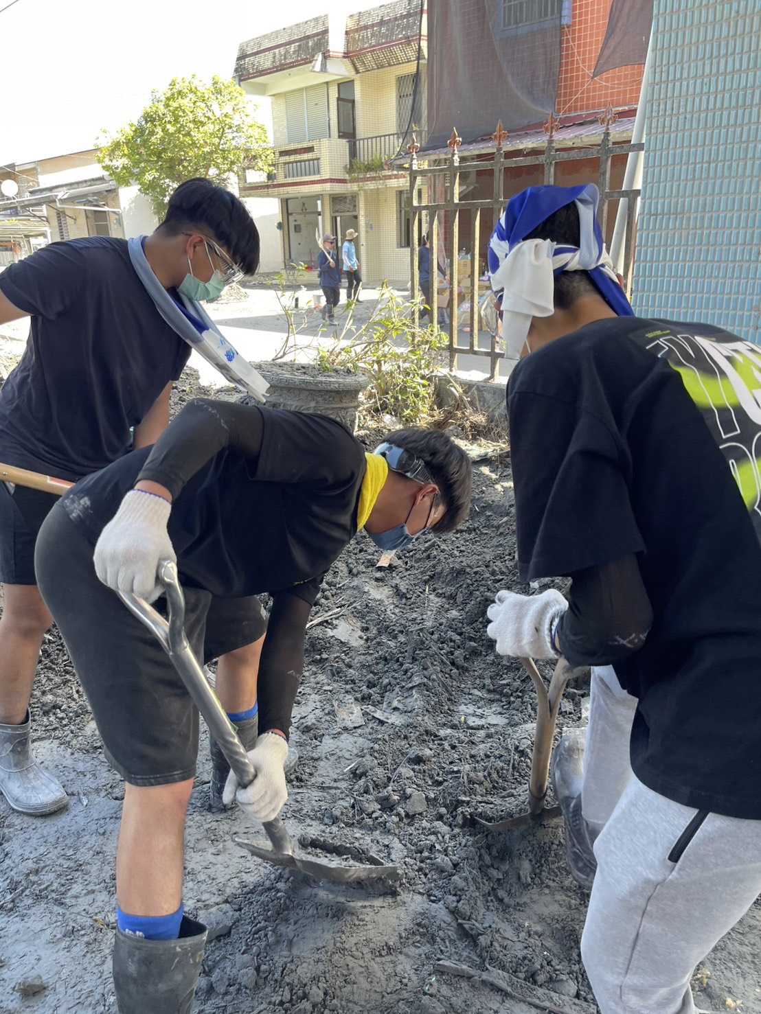 二信高中電三孝自發連假赴花蓮光復擔任志工體驗生命教育 5 S 278929430