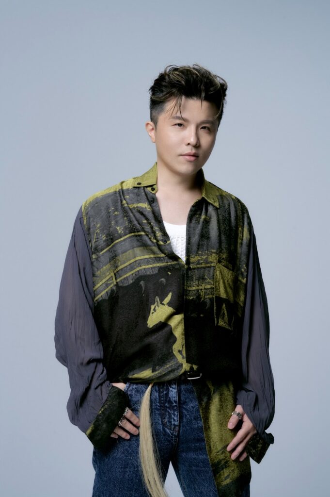 Billboard Live TAIPEI年末舞台 迎來全能創作才子小宇 宋念宇 4 %E4%B8%8B%E5%8D%883.24 2025 10 9%E7%9A%84%E5%BD%B1%E5%83%8F 2