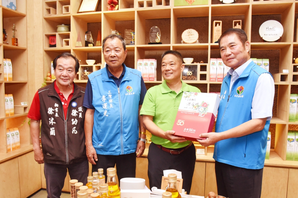 960e48bd 4236 4d66 8ee1 08dd270fd5b9 Fotor