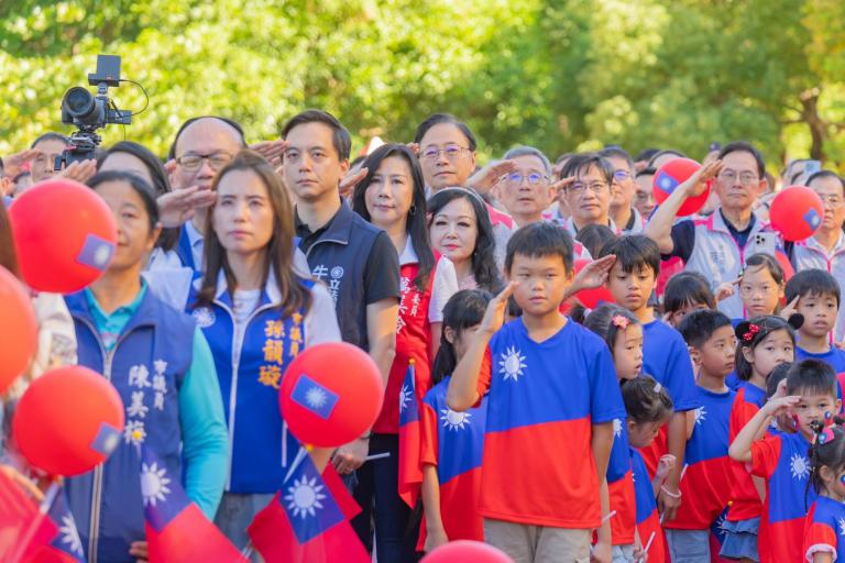 桃園國慶升旗首度移師親子公園 張善政:全民團結共創永續未來 6 20251010163421 e73c566a