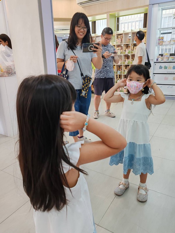 fa954a64 652e 4b82 bb69 51962a04c472 176008860570949494702636752