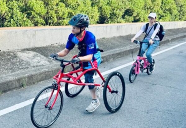 太平洋自行車持續傳愛 2025單車公益家庭日再創新高 共募50萬公益金助弱勢 8 20251012162907 72 600x414 1