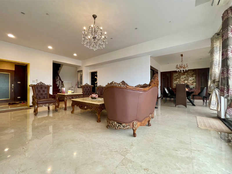 0c762561 bc17 4316 9795 0380c39ff89e 176042074690409264403642341