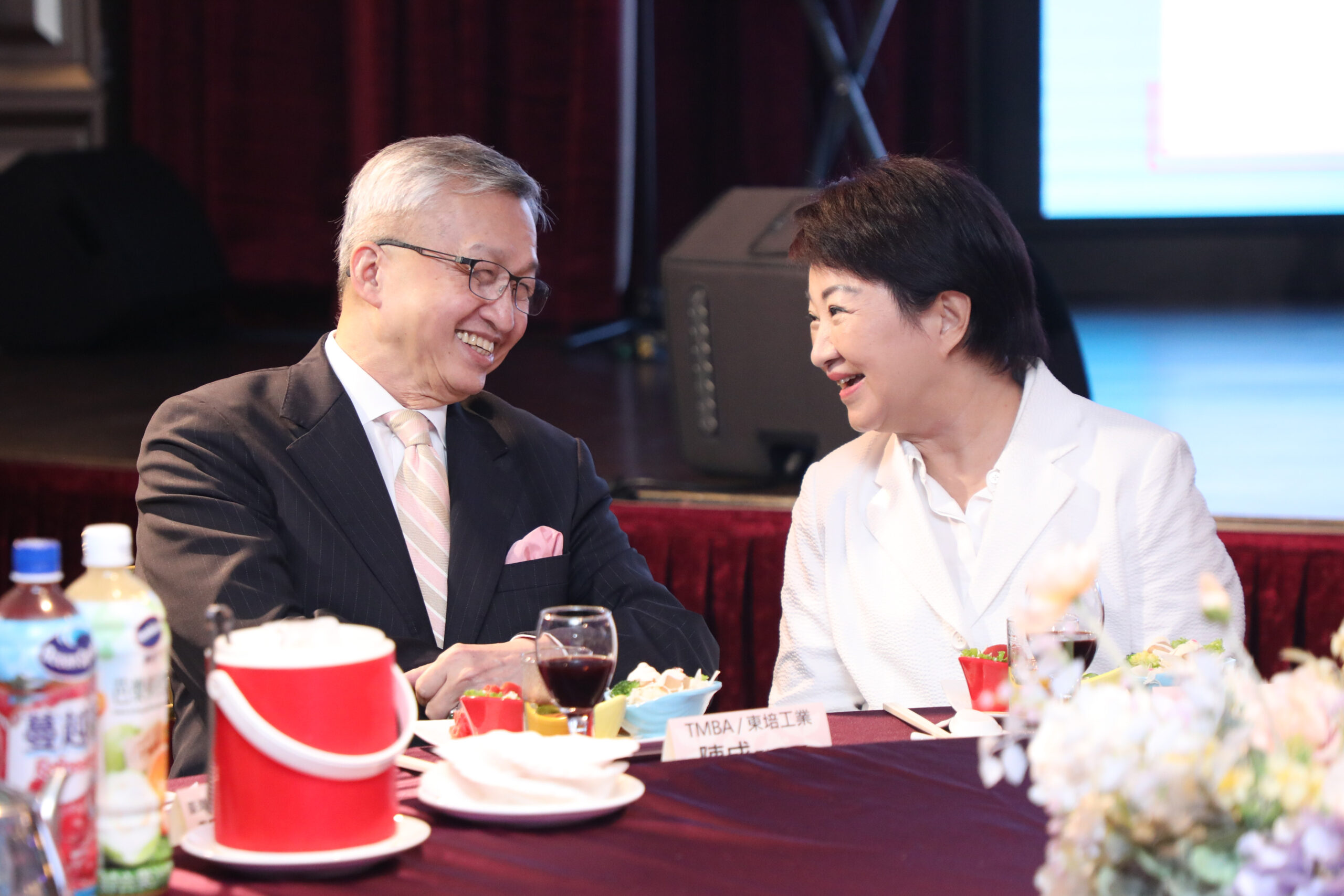 打造國際級產業行銷平台 台中國際會展中心啟動夯 6 %E5%B8%82%E9%95%B7%E8%88%87%E6%9D%B1%E5%9F%B9%E5%B7%A5%E6%A5%AD%E9%99%B3%E6%88%90%E8%91%A3%E4%BA%8B%E9%95%B7 scaled