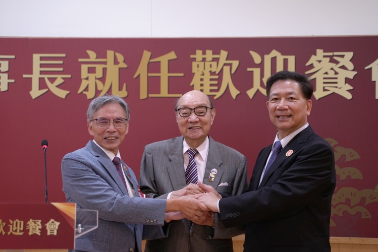 %E5%9C%96%E4%BA%8C%E5%94%90%E6%9D%BE%E7%AB%A0%E8%91%A3%E4%BA%8B%E9%95%B7%E4%B8%AD%E6%A0%A1%E5%8F%8B%E7%B8%BD%E6%9C%83%E9%99%B3%E6%83%A0%E8%B2%B4%E7%90%86%E4%BA%8B%E9%95%B7%E5%B7%A6%E8%88%87%E6%9D%B1%E5%90%B3%E5%A4%A7%E5%AD%B8%E8%A9%B9%E4%B9%BE%E9%9A%86%E6%A0%A1%E9%95%B7%E5%8F%B3%E4%B8%89%E6%96%B9%E6%94%9C%E6%89%8B%E5%85%B1%E5%90%8C%E7%82%BA%E6%9D%B1%E5%90%B3%E7%9A%84%E6%B0%B8%E7%BA%8C%E7%B6%93%E7%87%9F%E5%AF%86%E5%88%87%E5%90%88%E4%BD%9C