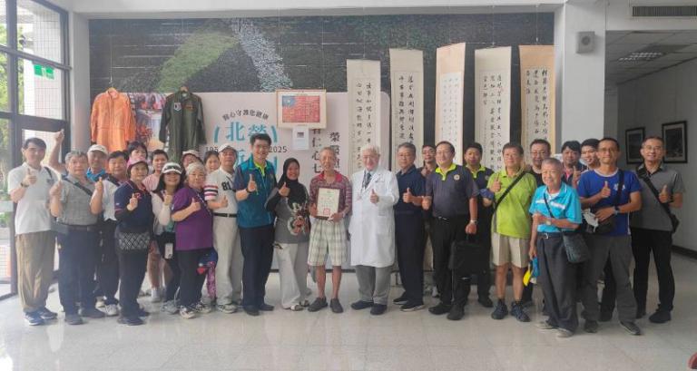 北榮新竹分院舉辦「見證歷史/榮耀歲月」榮民文物展 3 20251015144145 f243e9e8