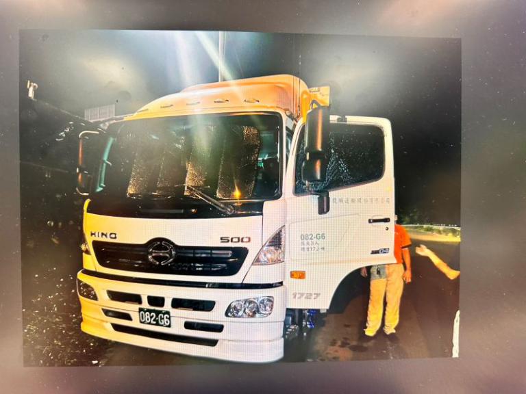 陳姓男子持瓦斯槍射擊車窗玻璃 遭竹東分局逮捕 3 20251015144731 2eef4423