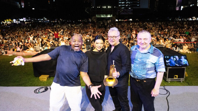 24wh0sq4289 800x450 1