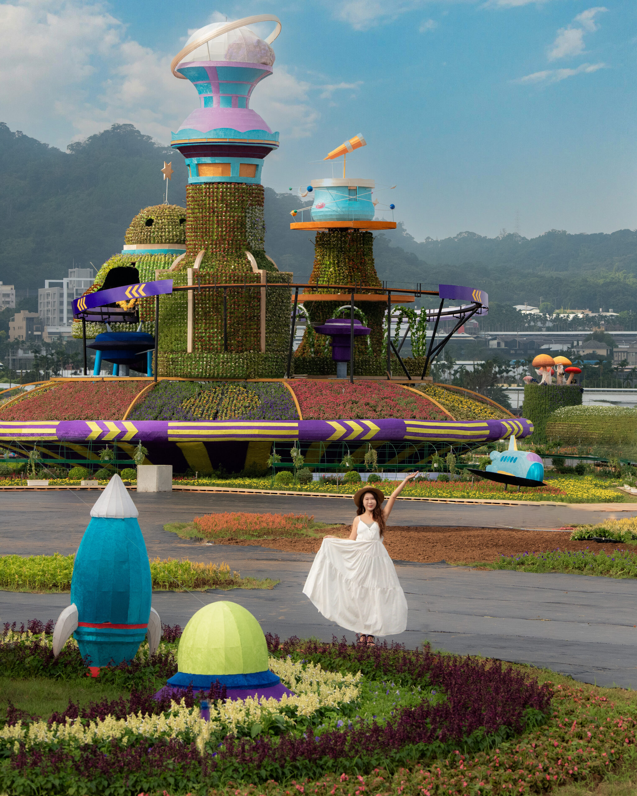 花開三盛事吸睛登場 台中國際花毯節迎賓 15 %E5%A4%AA%E7%A9%BA%E8%8A%B1%E5%9F%8E%E7%B6%B2%E7%BE%8E%E7%85%A7 scaled