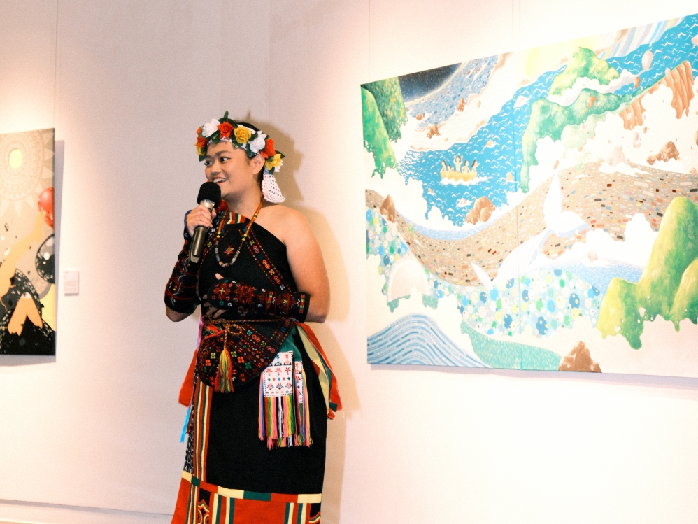 - 報新聞 Mega News %E6%B8%85%E5%A4%A7%E8%87%BA%E8%AA%9E%E6%89%80%E6%B1%AA%E6%9D%8E%E8%8A%8A%E4%BB%8B%E7%B4%B9%E5%8D%91%E5%8D%97%E6%97%8F%E6%97%8F%E6%9C%8D Fotor