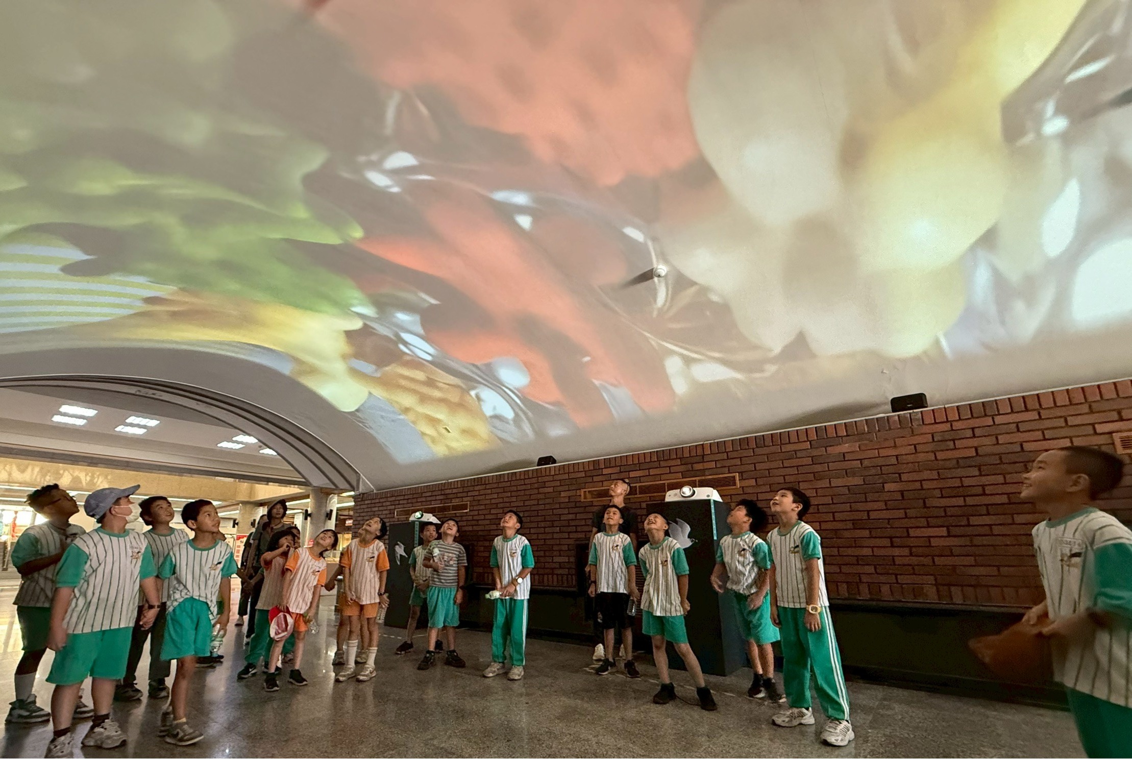 %E8%8B%97%E6%A0%97%E5%BB%BA%E4%B8%AD%E5%9C%8B%E5%B0%8F%E5%AD%B8%E7%AB%A5%E8%A7%80%E7%9C%8B%E4%BD%9C%E5%93%81 %E5%86%8D%E8%A6%8B%E5%B7%A7%E5%85%8B%E5%8A%9B 1