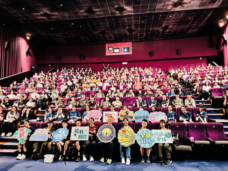 竹市深化國際教育展成果! 光武國中西班牙走讀紀錄片感動上映 2 20251017190206 7782cb7e
