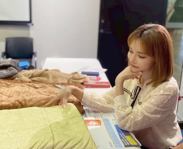 不藏了!電購一姐斯容公開「貼身愛人」羞喊:關係已套牢! 19 2d3dd613 02ae 4e84 ba15 027c3ec4ab69 176101341120986410704079435