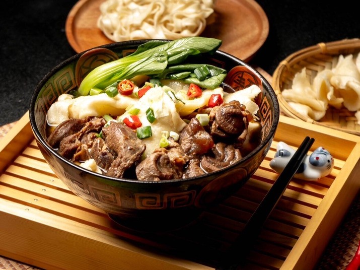 桃園羊肉料理店推薦 老饕激推的無羶湯麵 入口溫潤剛剛好! 14 719b4803 6115 4eb8 850e 19b24e0ac7a8 176111490016088798707773884