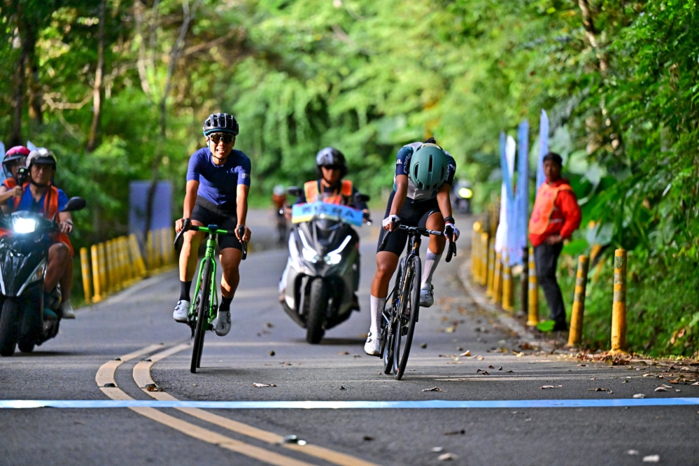 - 報新聞 Mega News 3 Bryton Racing Team %E7%9A%84%E9%82%B1%E8%81%96%E8%8A%AF%E4%BB%A5 32%E5%88%8634%E7%A7%922970 Fotor