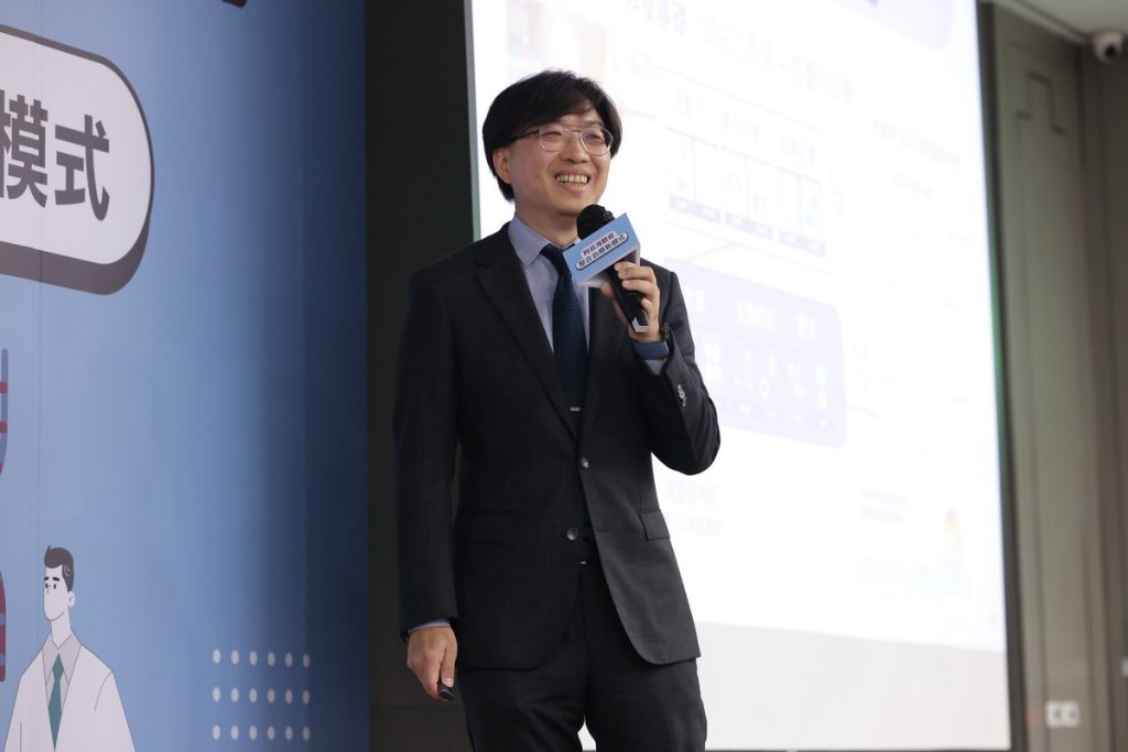 圖4 天主教耕莘醫院神經內科劉議謙主任指出單株抗體新藥能有效減緩阿茲海默症惡化_0 - 報新聞 Mega News %E5%9C%964 %E5%A4%A9%E4%B8%BB%E6%95%99%E8%80%95%E8%8E%98%E9%86%AB%E9%99%A2%E7%A5%9E%E7%B6%93%E5%85%A7%E7%A7%91%E5%8A%89%E8%AD%B0%E8%AC%99%E4%B8%BB%E4%BB%BB%E6%8C%87%E5%87%BA%E5%96%AE%E6%A0%AA%E6%8A%97%E9%AB%94%E6%96%B0%E8%97%A5%E8%83%BD%E6%9C%89%E6%95%88%E6%B8%9B%E7%B7%A9%E9%98%BF%E8%8C%B2%E6%B5%B7%E9%BB%98%E7%97%87%E6%83%A1%E5%8C%96 0 1024x683 1