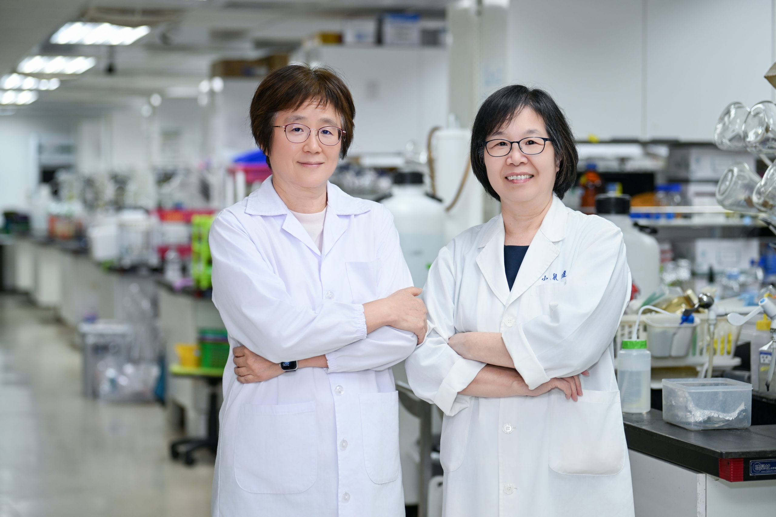 %E5%82%B3%E9%86%AB%E6%89%80%E5%82%85%E6%B7%91%E7%8E%B2%E6%95%99%E6%8E%88%E5%B7%A6%E8%88%87%E7%94%9F%E7%A7%91%E7%B3%BB%E8%94%A1%E4%BA%AD%E8%8A%AC%E6%95%99%E6%8E%88 1 scaled 1