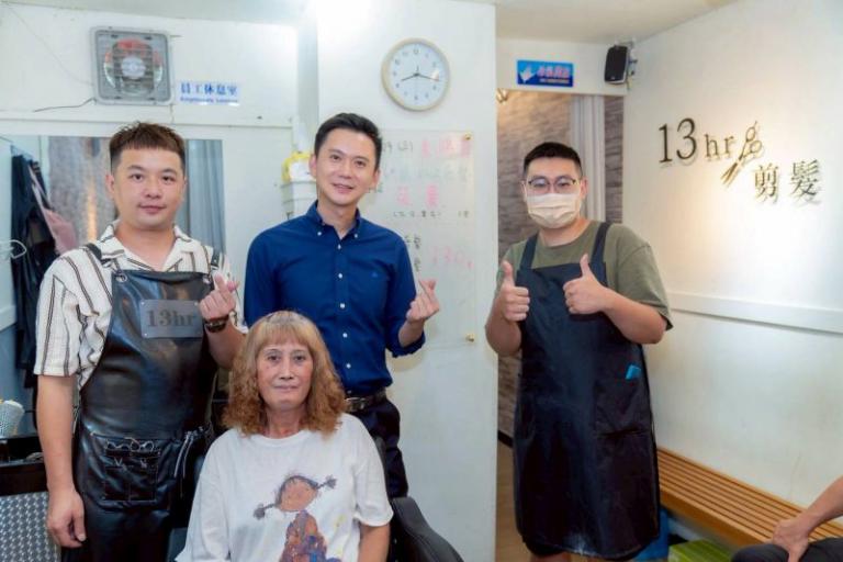 竹北3000元重陽金禮敬2萬名65歲長者 鄭朝方求教15位百歲人瑞長壽養生秘訣 4 20251028172007 0c4a55c1