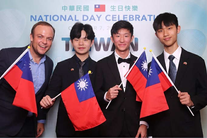 VIS%E5%9C%8B%E9%9A%9B%E5%AF%A6%E9%A9%971