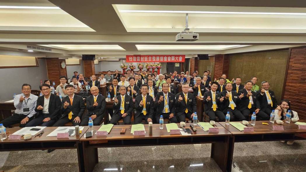 1f896f91 e69d 4508 9267 d0d1b97eaf57 176166281286351292902771924