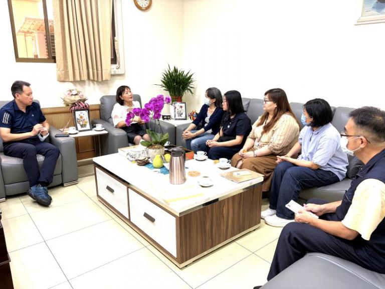 衛福部少年之家主任拜訪新竹榮家共譜青銀共學(融)資源合作 4 20251030192807 59db6b10