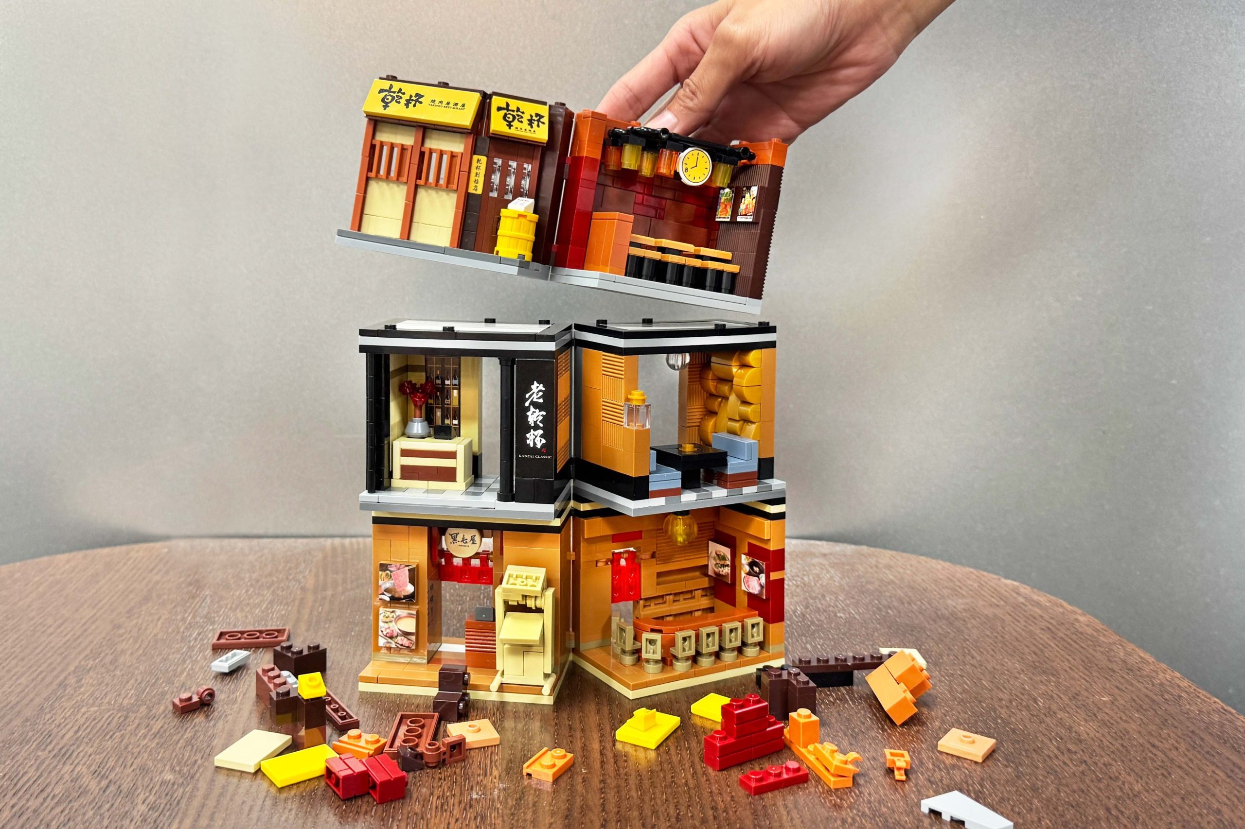 8 2 - 報新聞 Mega News 8 2 scaled 1