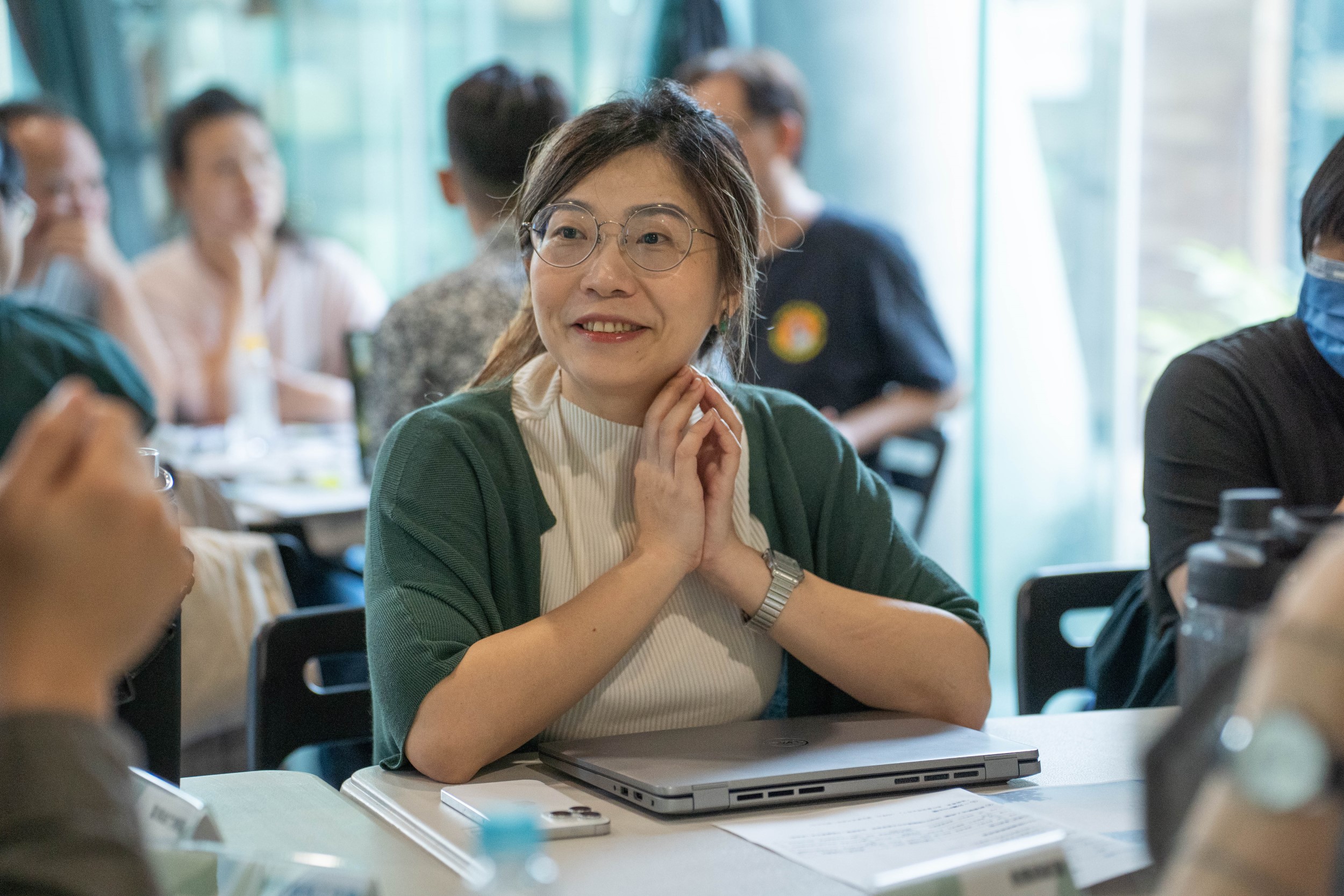 企業共好之外,我們還缺點什麼? 「台中文化ESG」恐淪為形象包裝 16 %E5%8B%A4%E6%A5%AD%E7%9C%BE%E4%BF%A1%E6%B0%B8%E7%BA%8C%E7%99%BC%E5%B1%95%E8%88%87%E9%A2%A8%E9%9A%AA%E7%AE%A1%E7%90%86%E9%A1%A7%E5%95%8F%E5%85%AC%E5%8F%B8%E8%8E%8A%E4%BA%8E%E8%91%B6%E5%89%AF%E7%B8%BD%E7%B6%93%E7%90%86%E8%88%87%E6%96%87%E5%8C%96%E7%94%A2%E6%A5%AD%E5%9C%98%E9%9A%8A%E5%88%86%E4%BA%AB%E7%B0%A1%E5%A0%B1%E5%91%88%E7%8F%BE%E9%87%8D%E9%BB%9E