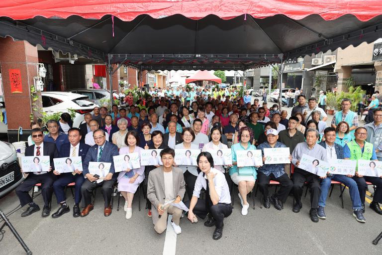用初心拚初選!黃秀芳爭取支持 拚縣民安居樂業、打造世界級彰化 8 20251101173631 94982878