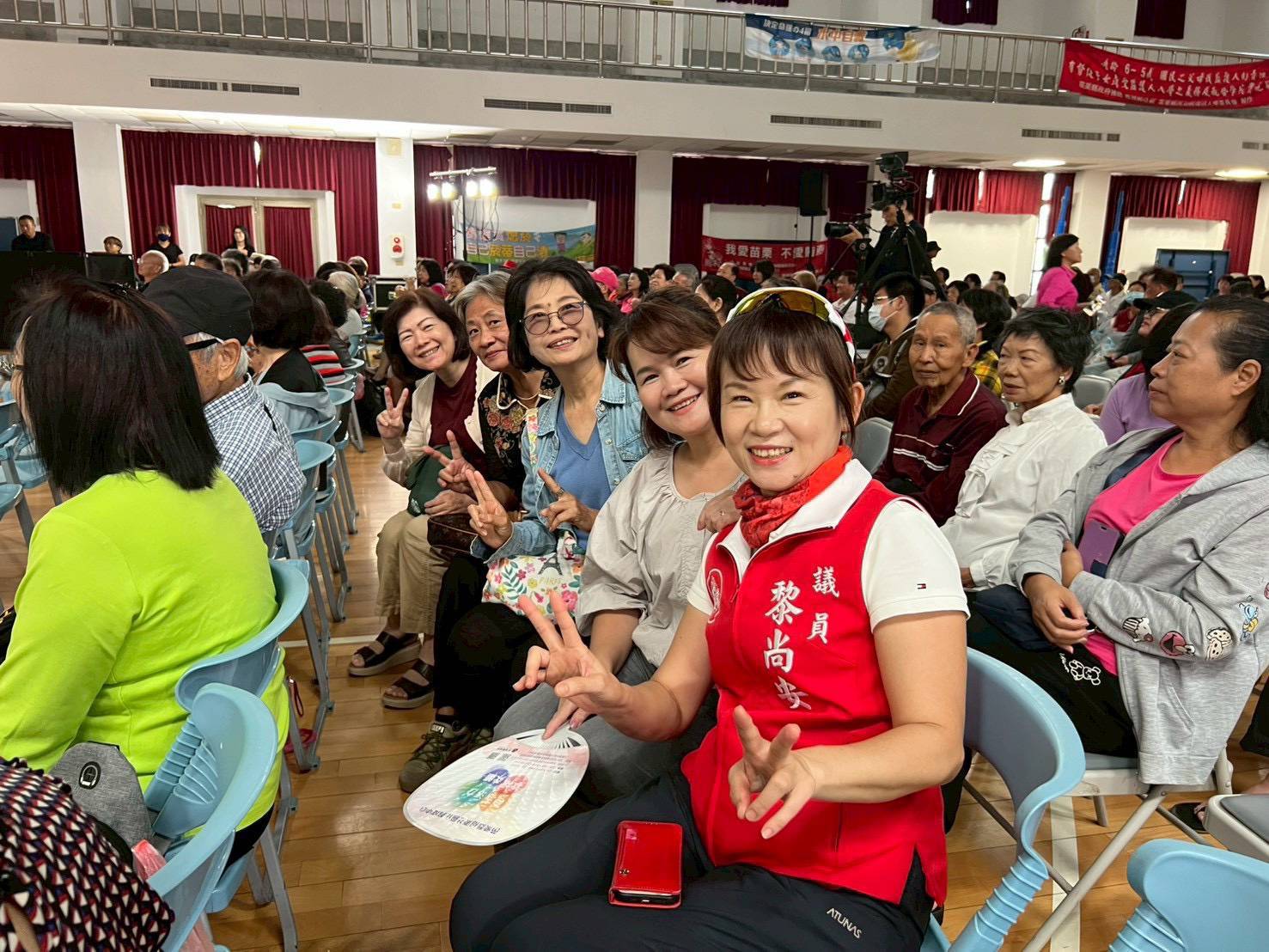 1521009 - 報新聞 Mega News 1521009