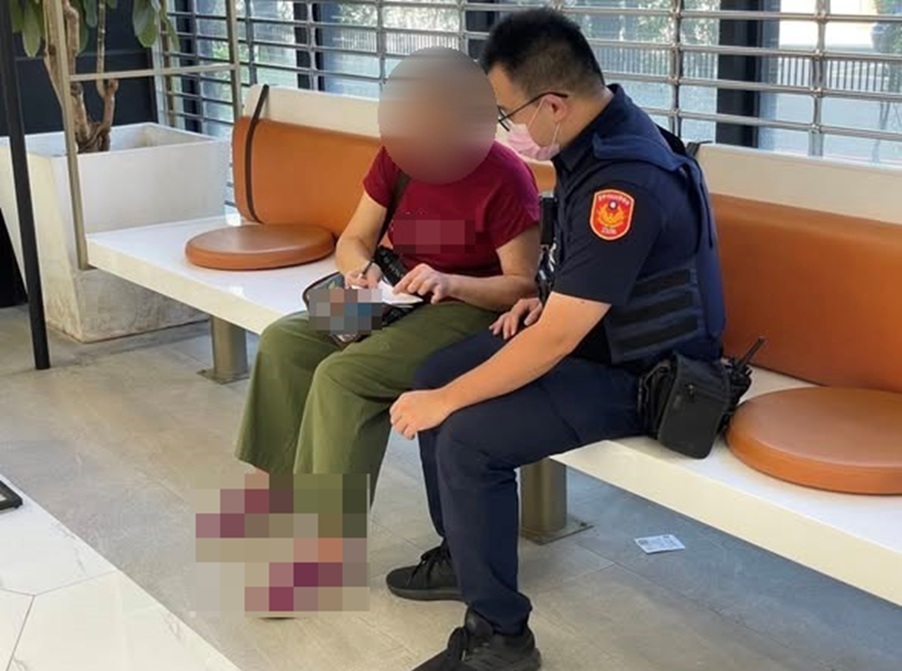 買電腦配件露餡 - 報新聞 Mega News ▲圖說:75歲婦人聲稱依「投資平台」指示匯款購買「電腦、螢幕與鍵盤組」,行員察覺異常果斷報警 (圖/台中市政府 提供)